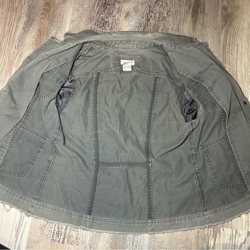Maurices Distressed Charcoal Denim Button Up Jacket Small - Picture 6 of 10